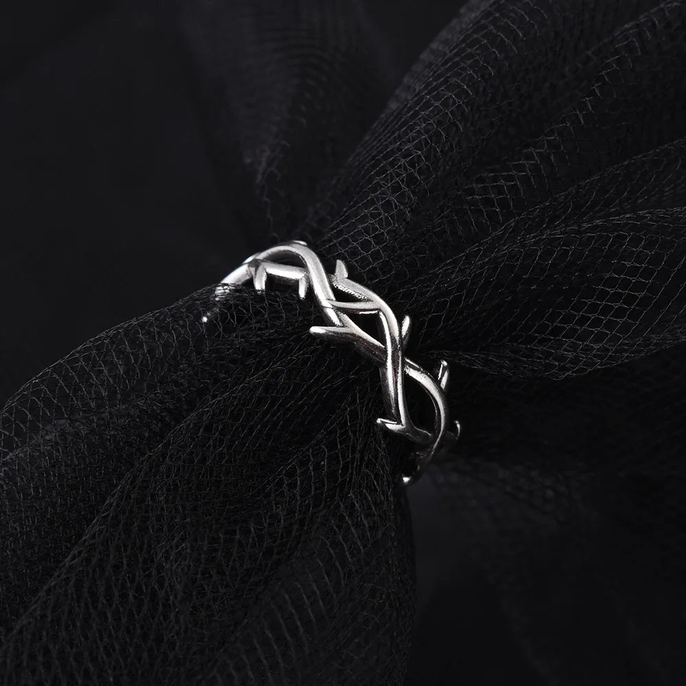 Irregular Thorns Ring