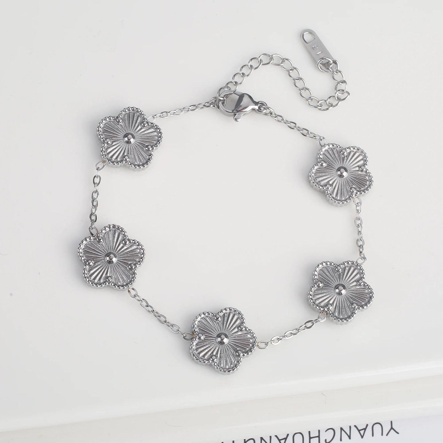 Daisy Chain Bracelet