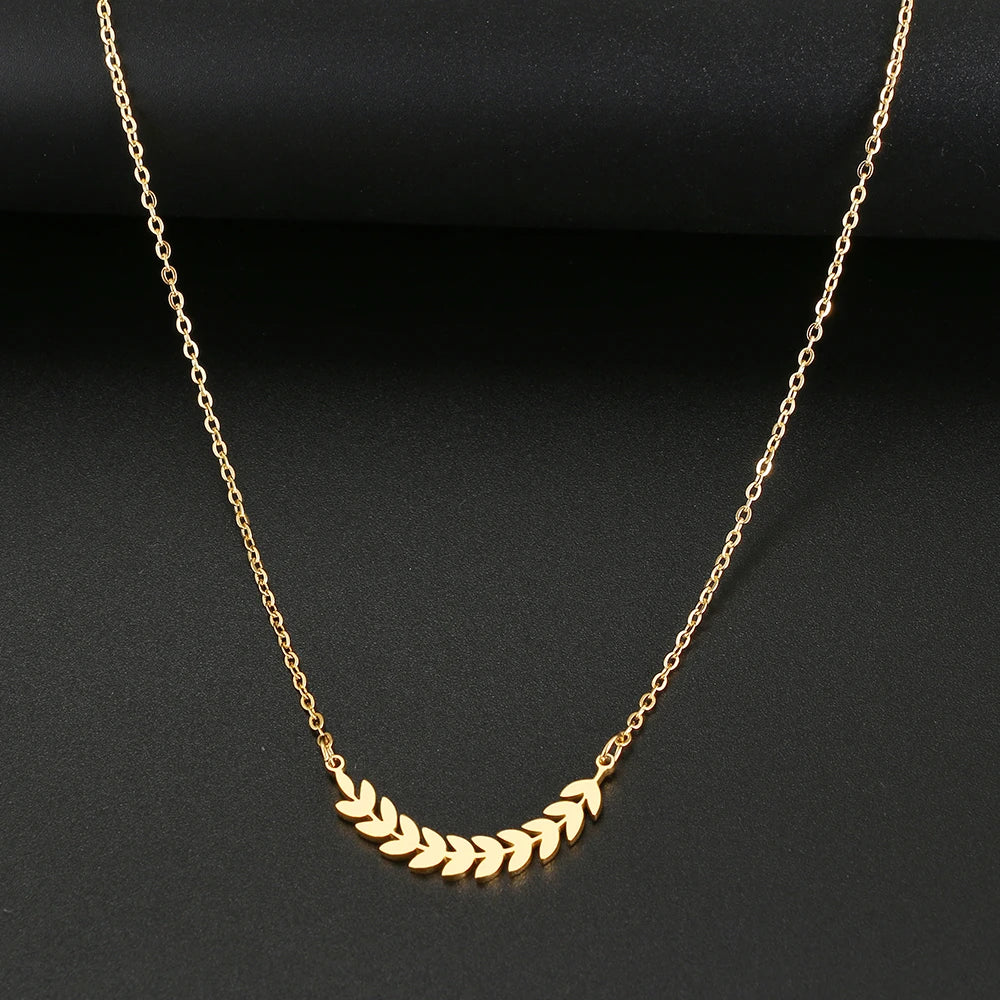 Grecian Wreath Necklace