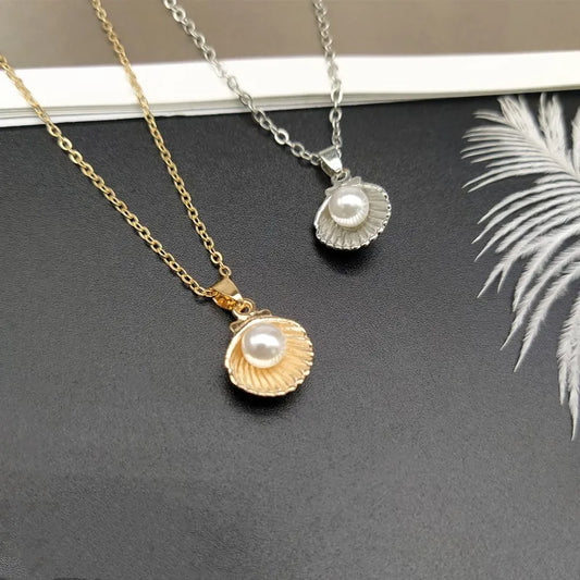 Clam & Pearl Necklace