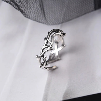 Irregular Thorns Ring