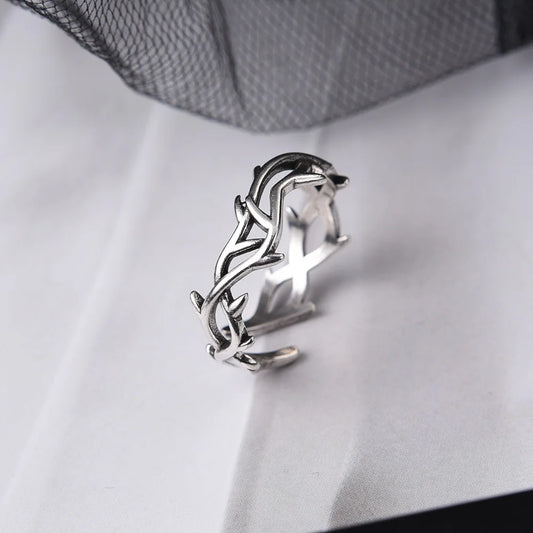 Irregular Thorns Ring