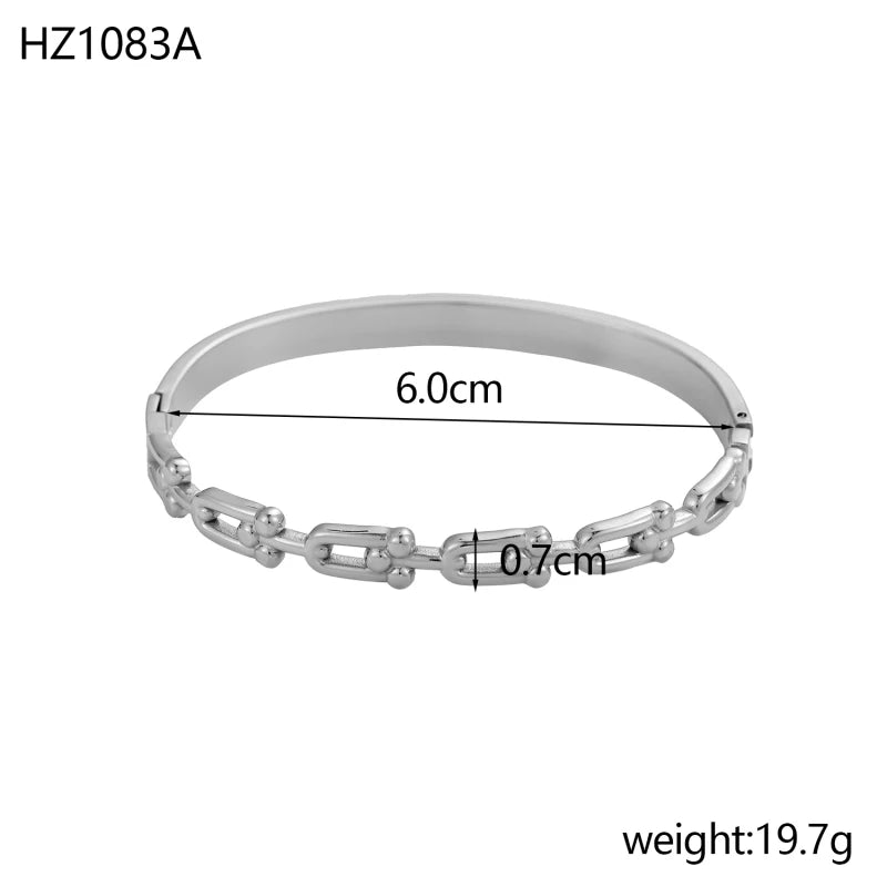 Horseshoe Bangle Set