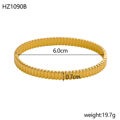 Horseshoe Bangle Set