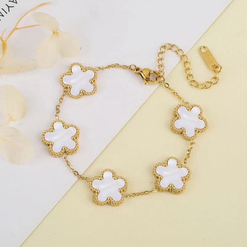 Daisy Chain Bracelet